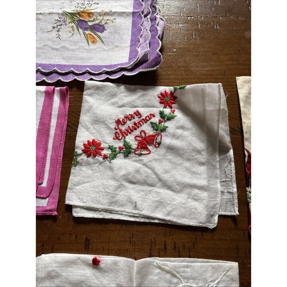 Collection Of Handkerchiefs Nine Total V-day Spring - Picture 3 of 14